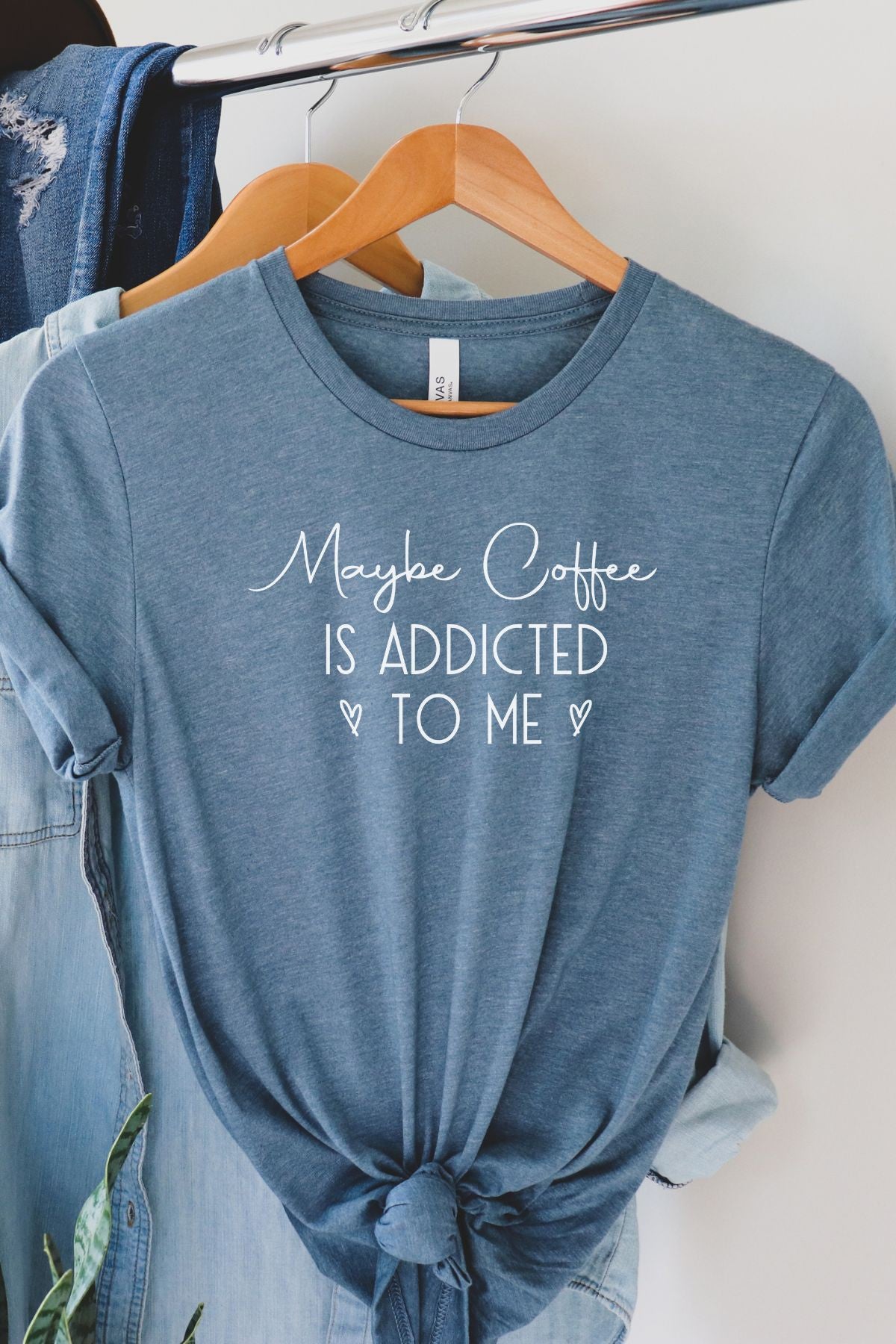 Maybe Coffee Is Addicted to Me (Two Colors)