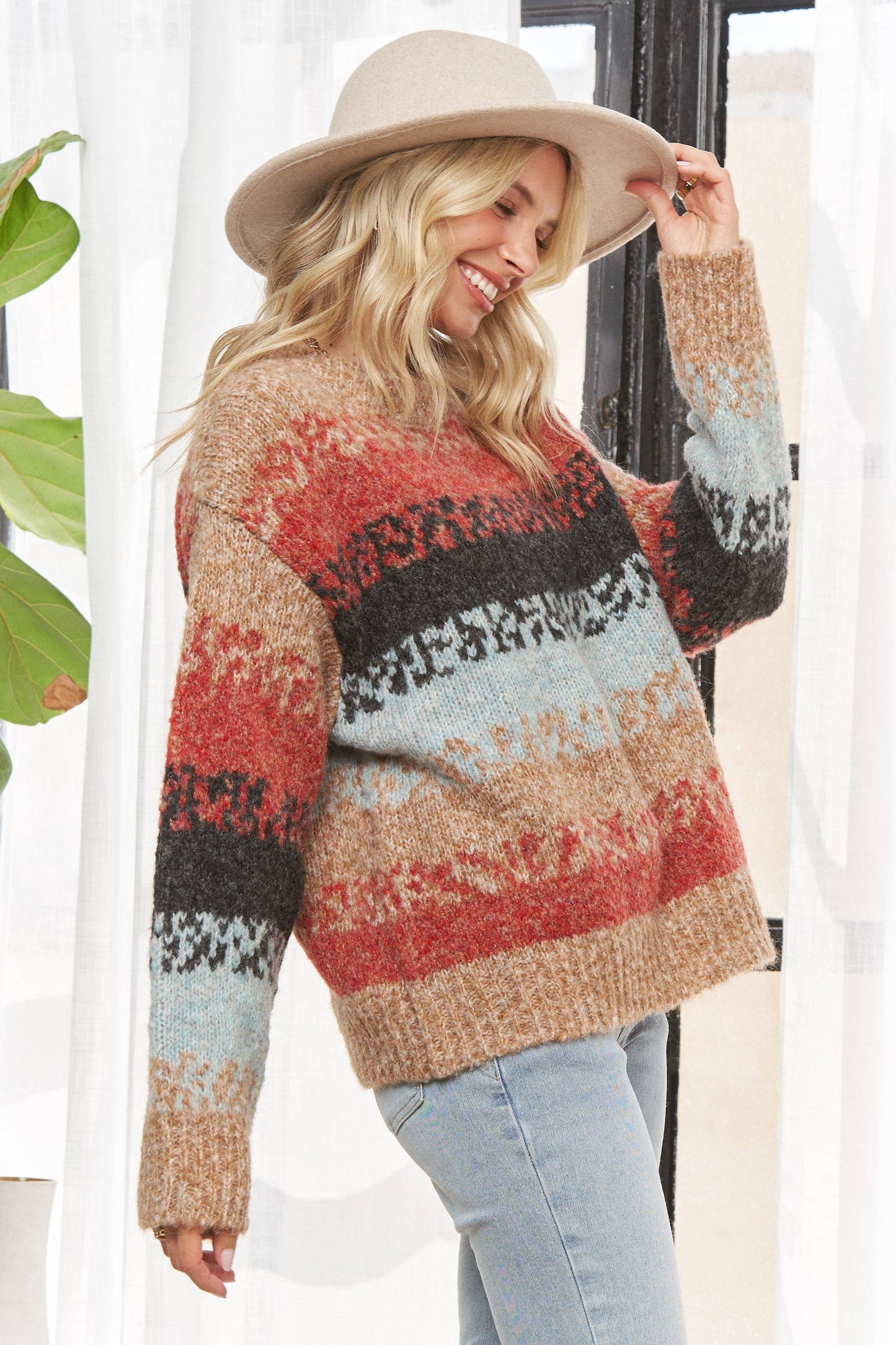 BOHO-INSPIRED MULTICOLOR STRIPED SWEATER