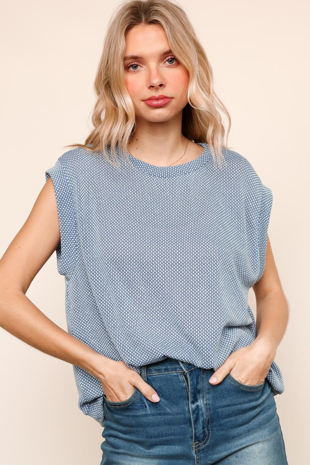 Round Neck Short Sleeve (Regular & Plus)(2 Colors)