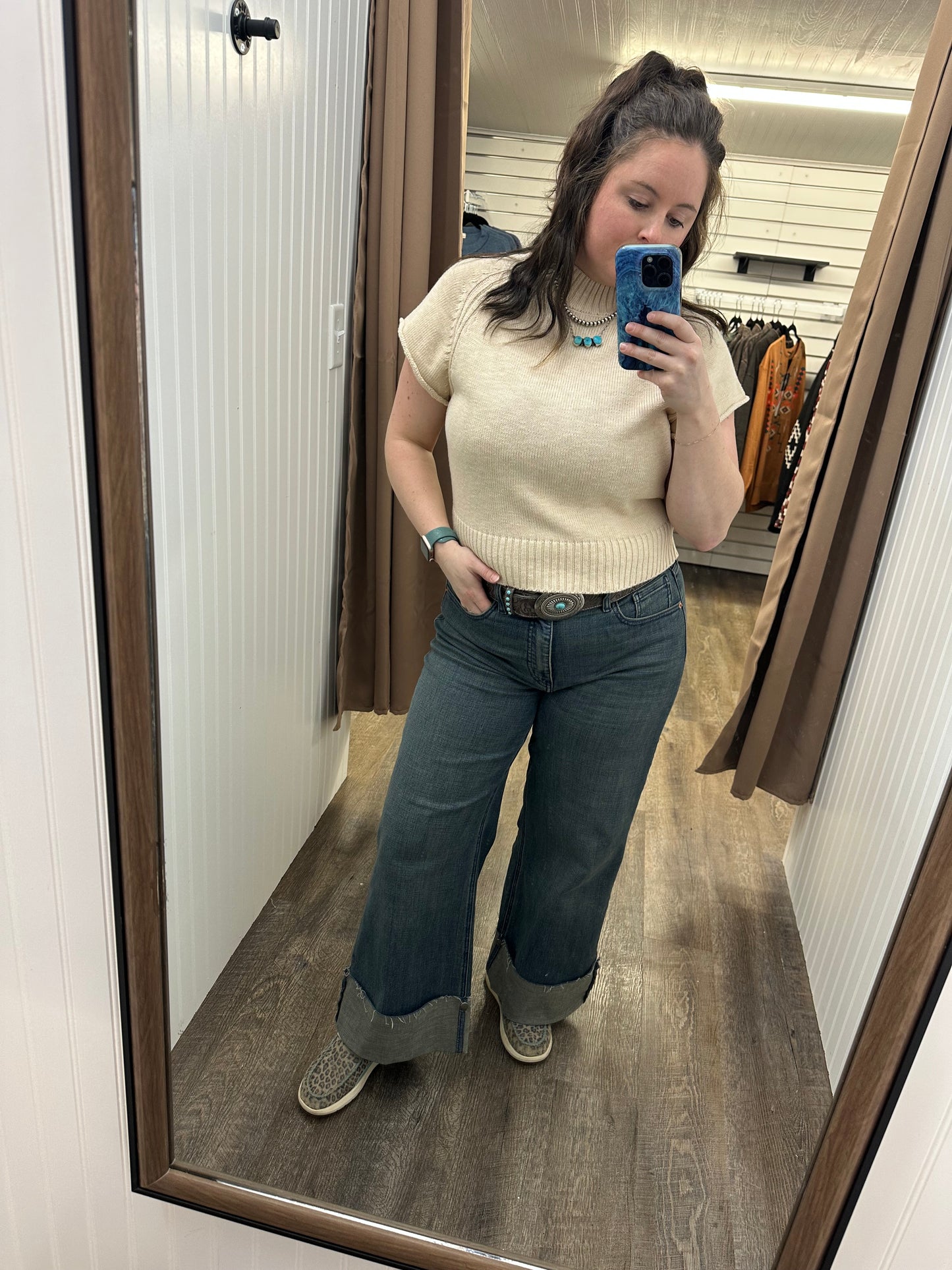 MOCK NECK WIDE SHOUDER SWEATER TOP