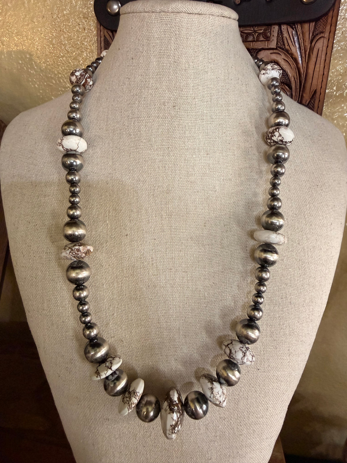 White Howlite & Sterling Silver Pearl Necklace