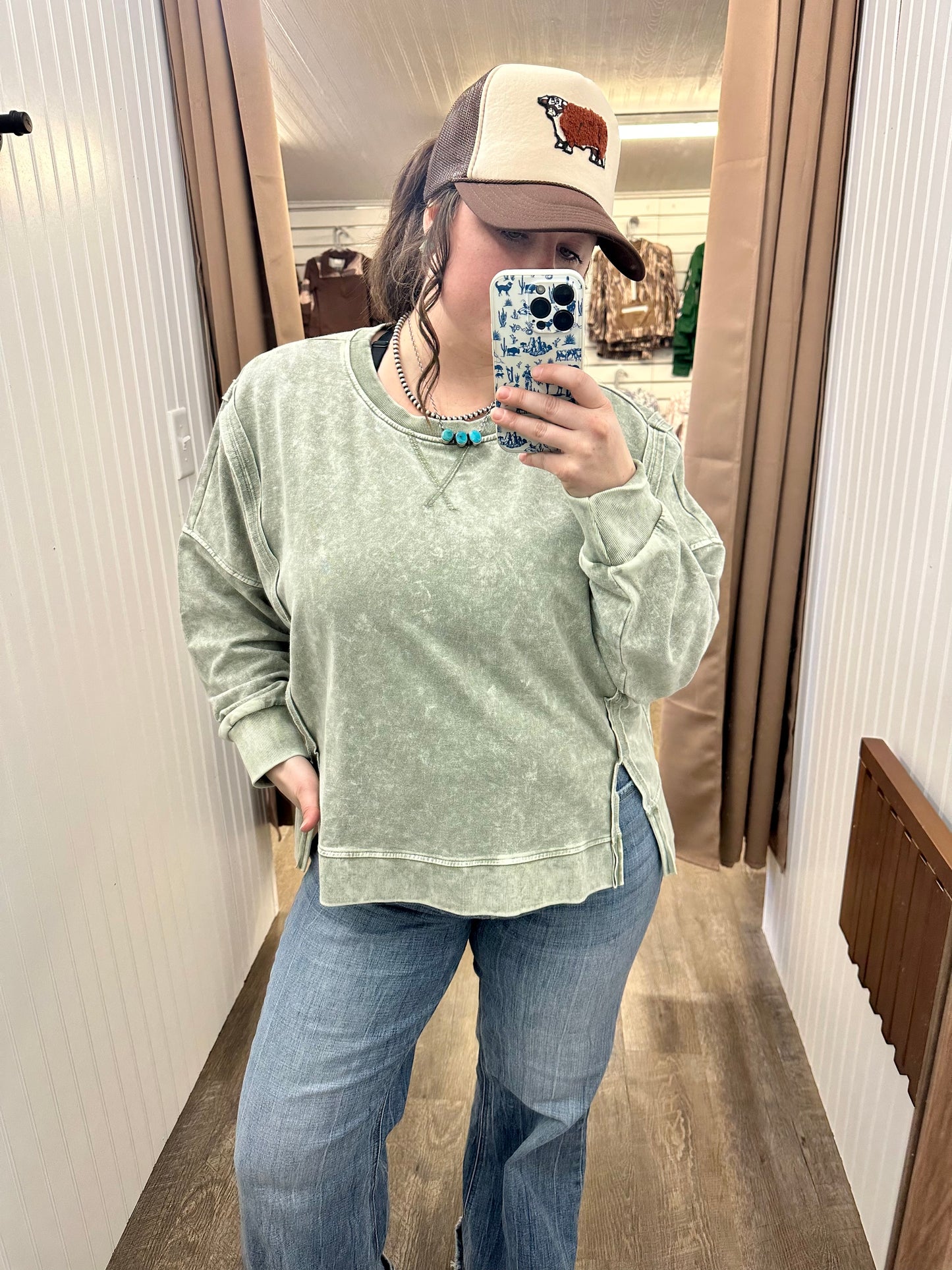 WASHED EXTENDED SHOULDER KNIT TOP (Regular and Plus)