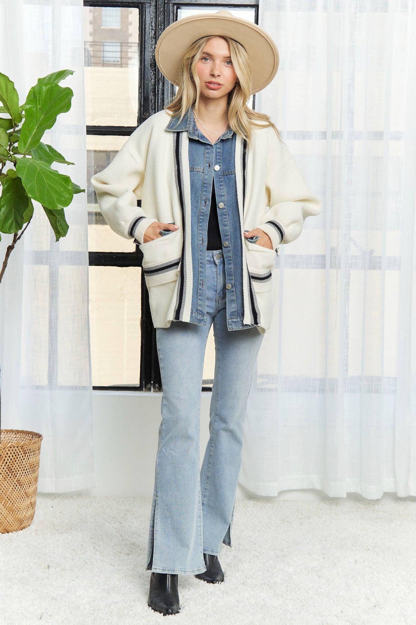 BUTTONS STRIPED DENIM POCKETS CARDIGAN