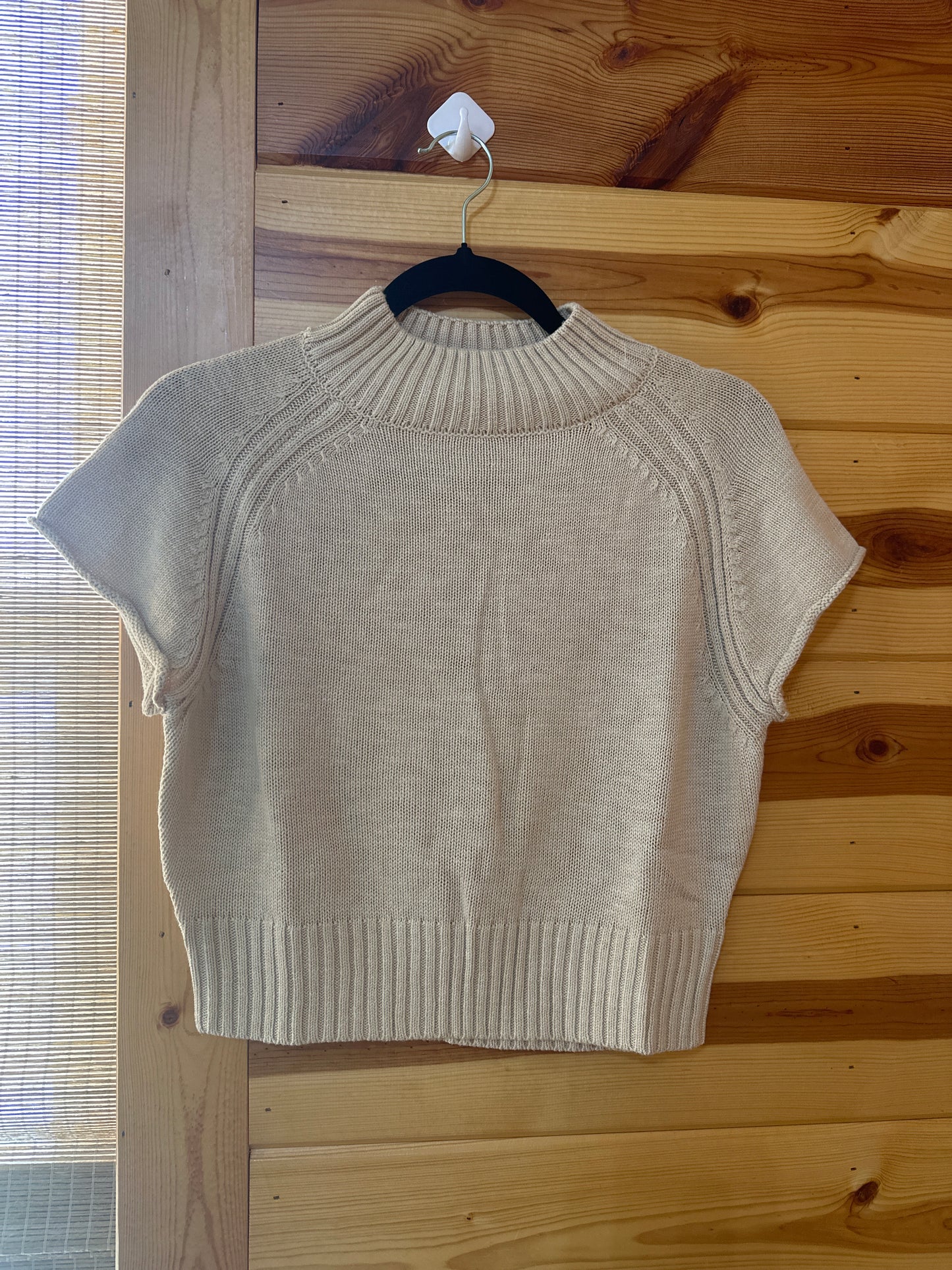 MOCK NECK WIDE SHOUDER SWEATER TOP