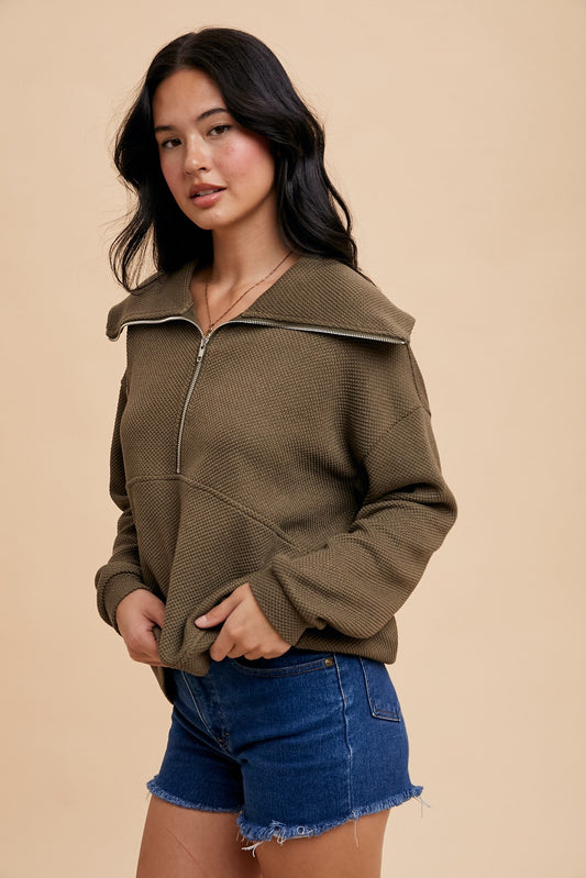 Exaggerated Lapel Quarter Zip Pullover