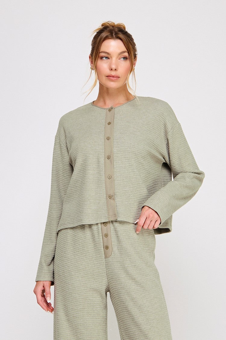 🌿 The Sagewood Waffle Button Top