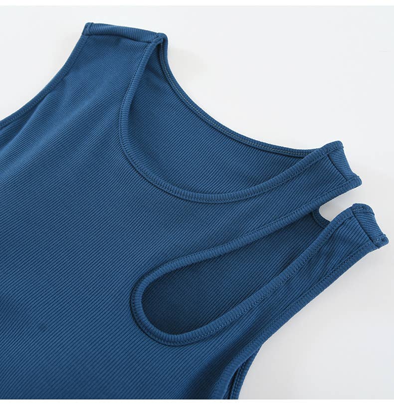 Rib knit built-in bra tank top with shoulder cutout