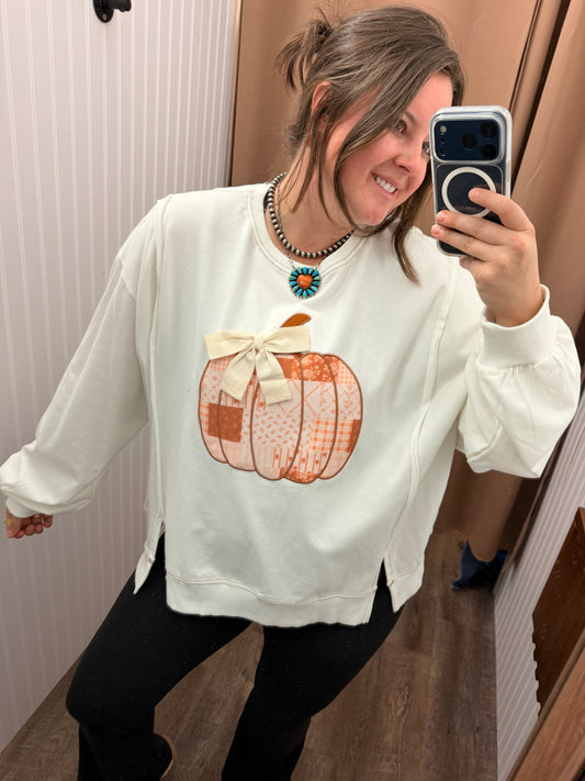 Patchwork Pumpkin Bow Graphic Sweatshirt