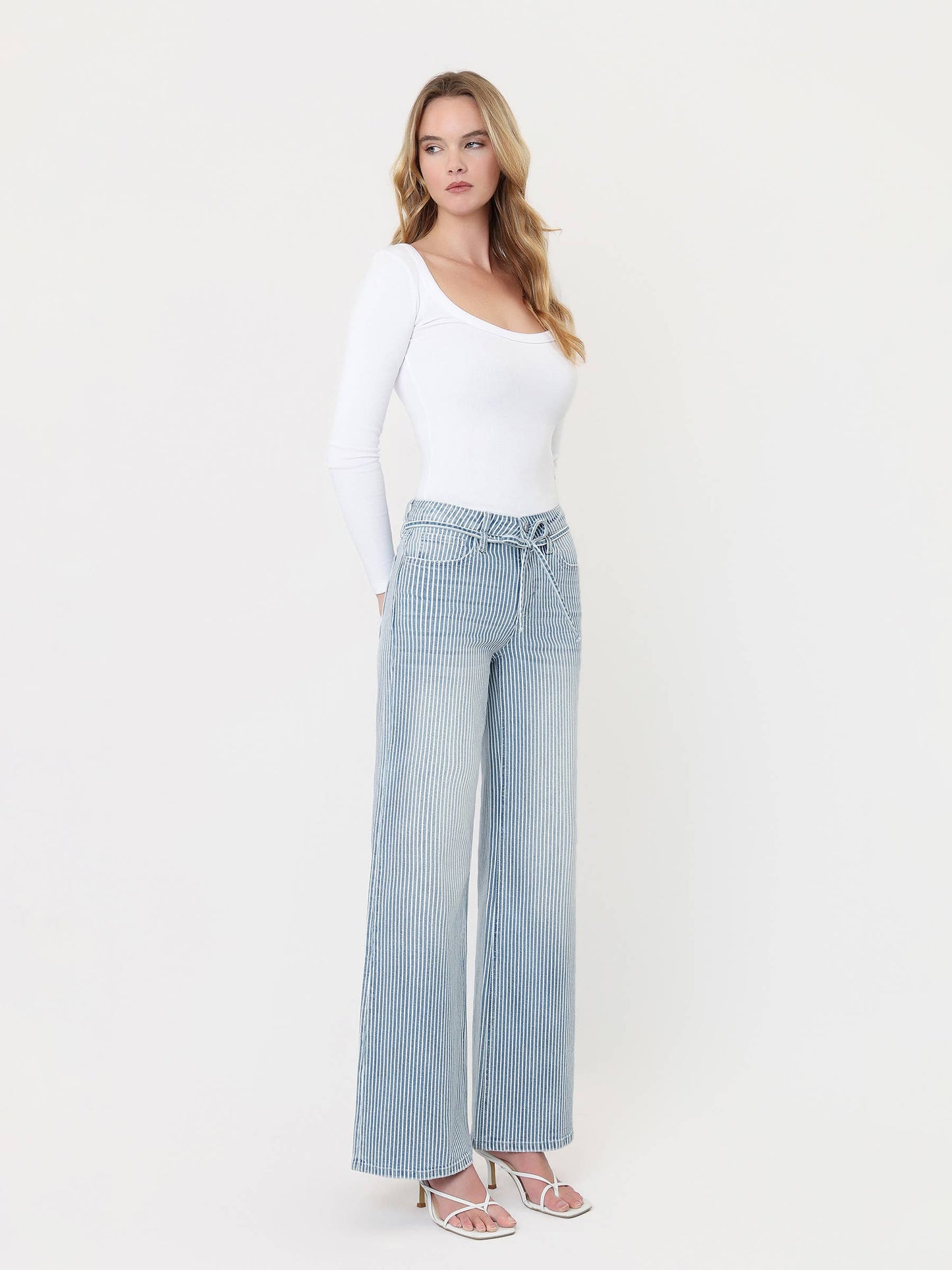 HIGH RISE WAIST TIE STRIPED WIDE LEG JEANS V3838STR