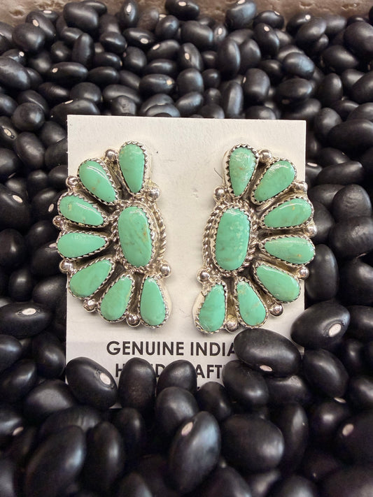 Half Cluster Kingman Tuq. Alicia Wilson Stud Earrings