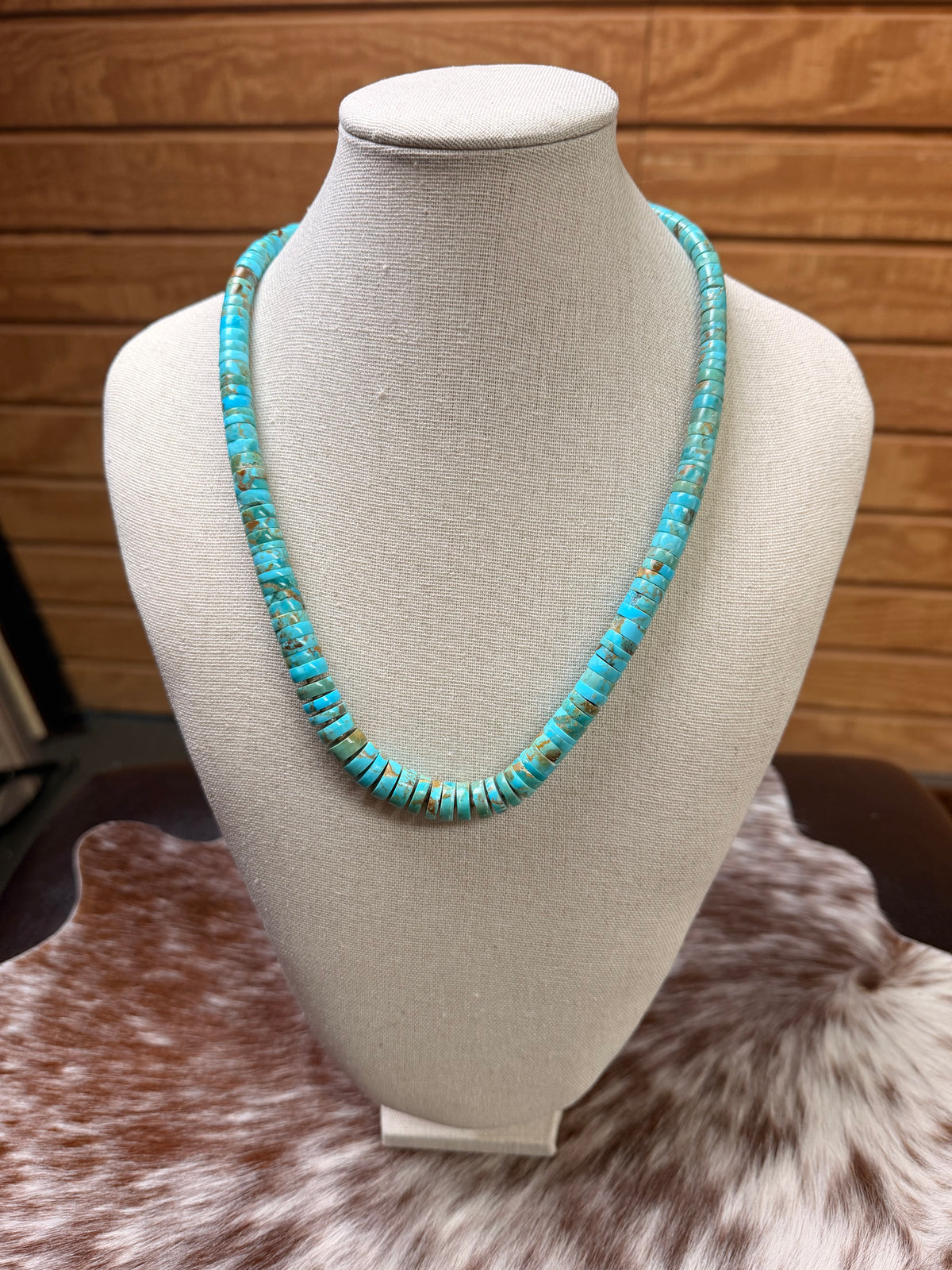 Graduated Turquoise Heishi Disc Necklace