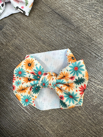 Newborn Bows (6")