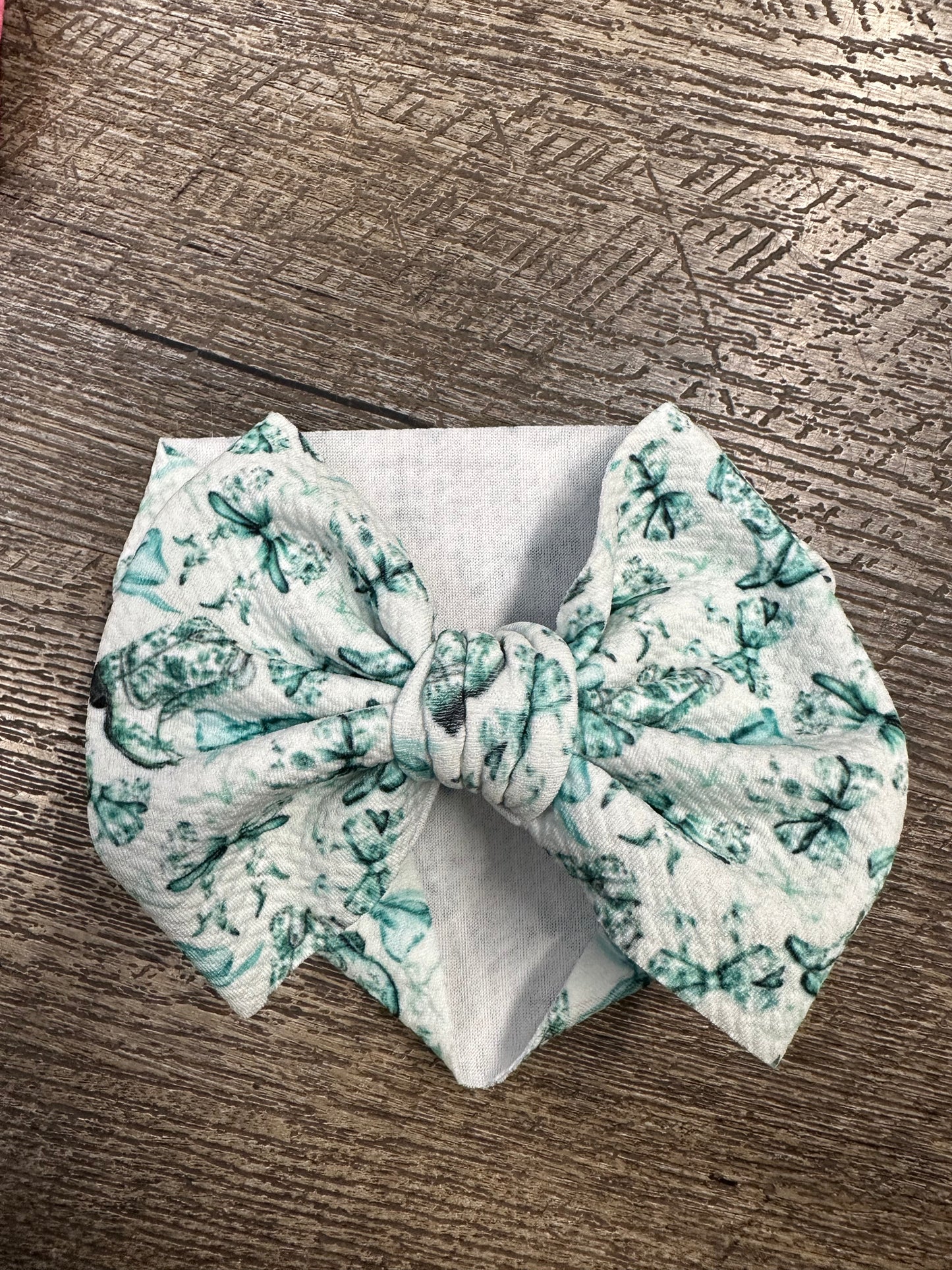 Newborn Bows (6")