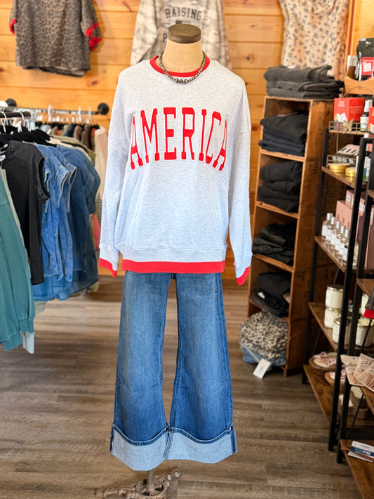 "AMERICA" LONG SLEEVE CREW NECK OVERSIZED SWEATSHIRT