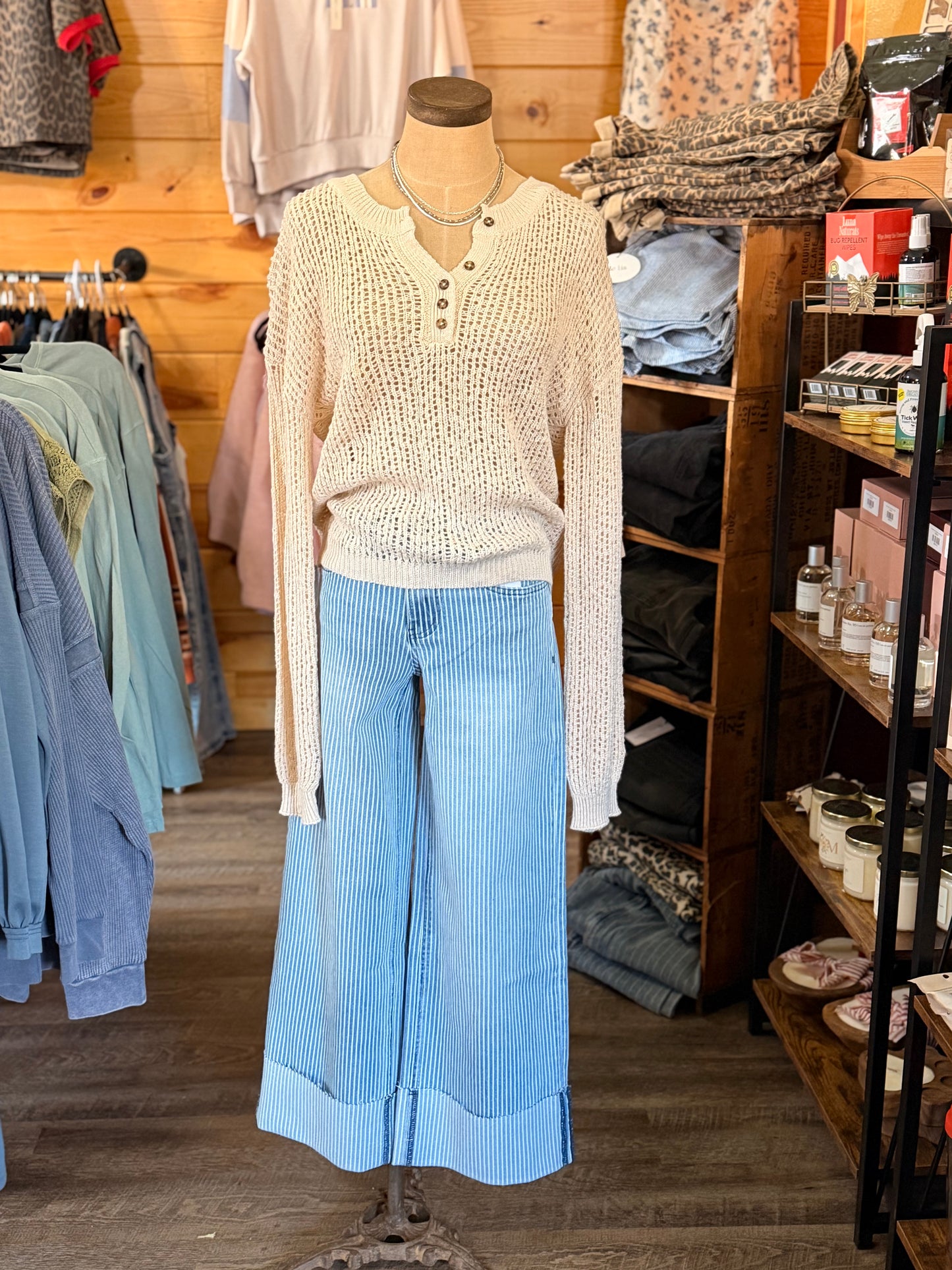 Leighton Henley Pullover