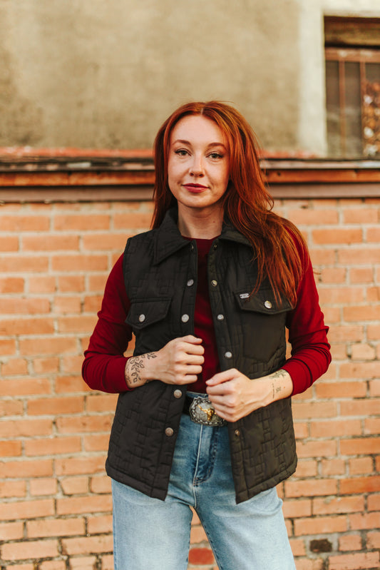The Coal Creek Quilted Vest 🖤