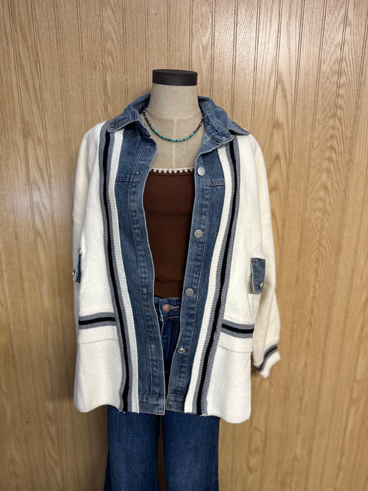 BUTTONS STRIPED DENIM POCKETS CARDIGAN