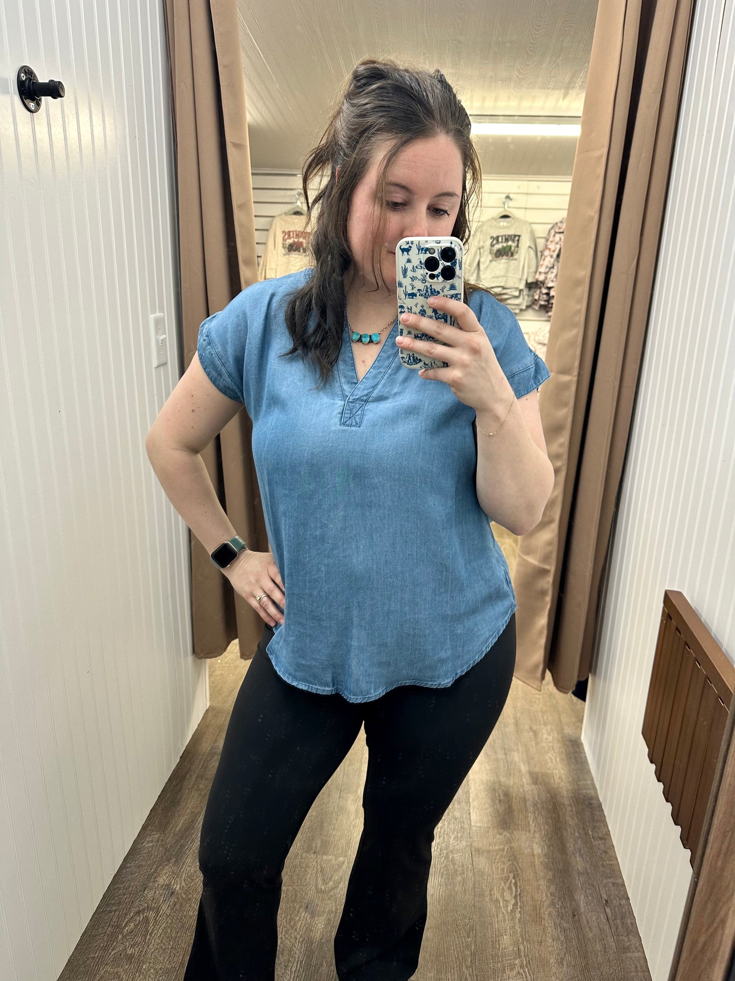 CHAMBRAY SPLIT NECK SHORT SLEEVE BLOUSE (Regular and Plus) 112