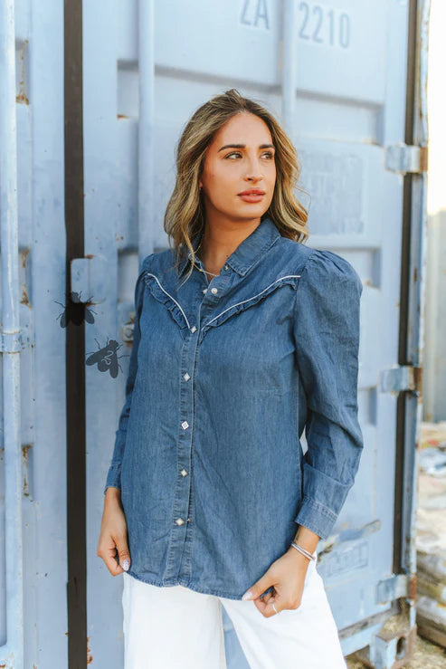The Dakota Ruffle Top 💙