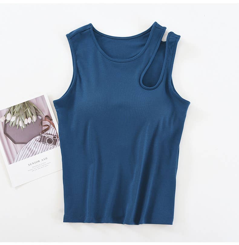 Rib knit built-in bra tank top with shoulder cutout