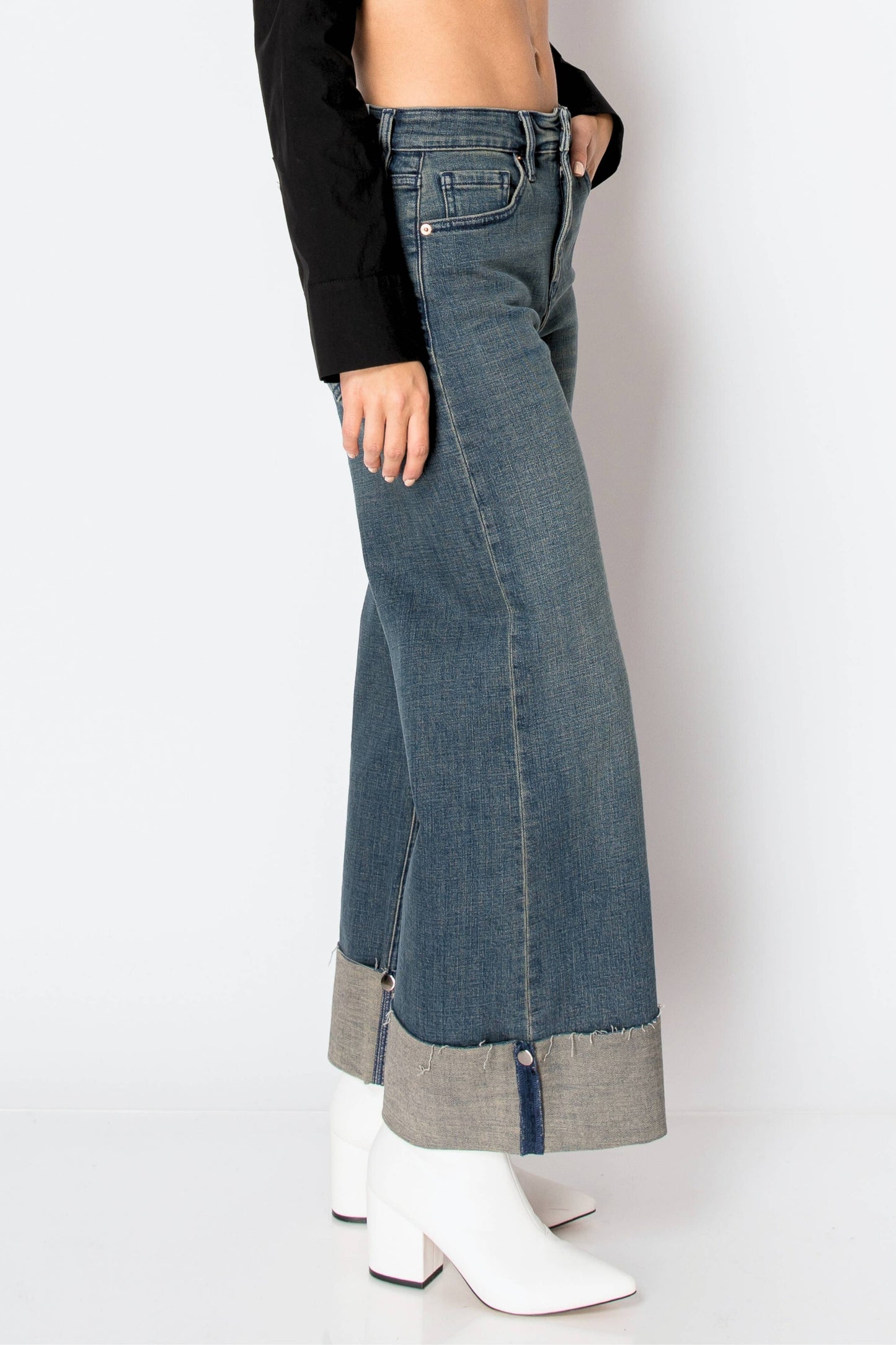 TUMMY CONTROL HIGH RISE CUFFED  WIDE LEG JEANS